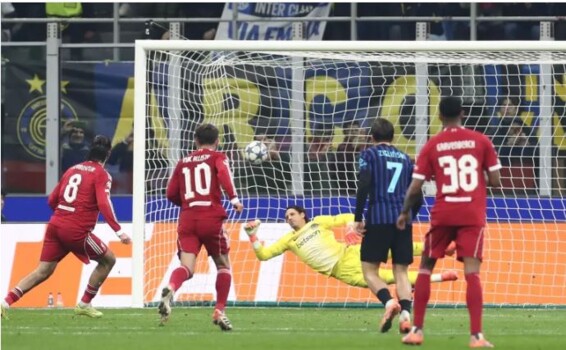 ليفربول يقتنص الفوز من معقل الانتر وفوز صعب للبايرن على سبورتينغ وعودة موفقة لبرشلونة وخسارة تشيلسي