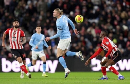 راؤول يعتبر ان ميسي الافضل عبر التاريخ، تعادل محبط للسيتي ولليفربول، اوين بدافع بقوة عن صلاح