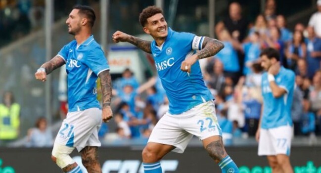 نابولي يعزز صدارته وتعثر الميلان مع اتالانتا، تأهل برينتفورد وفولهام في كأس الرابطة الانكليزية