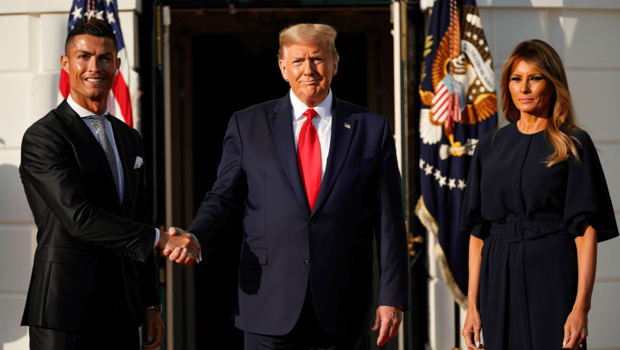 ميسي وبرشلونة علاقة حب ابدية، رسالة شكر من كريستيانو الى ترامب، هيمنة مغربية على جوائز الكاف