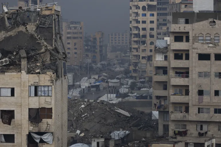 الاحتلال الإسرائيلي يواصل خروقاته بغارات وقصف على غزة!