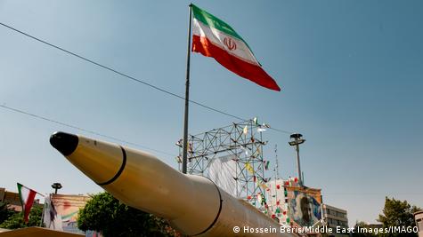 طهران تستعد للحرب على وقع تهديدات أمريكية!