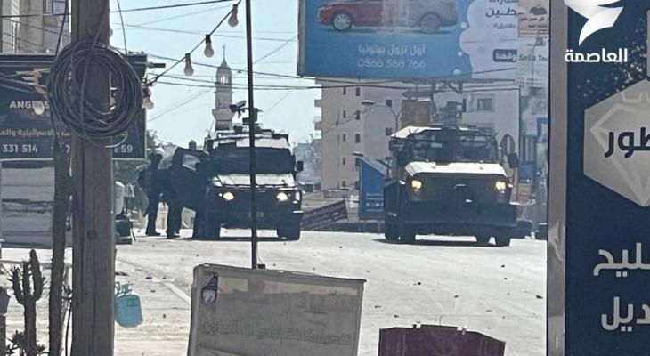 الاحتلال الإسرائيلي يشن عدوانًا موسّعًا في قلنديا وكفر عقب!