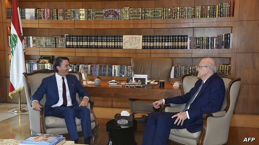 ميقاتي وقع على مقترح اتفاق وقف إطلاق النار بعد لقائه بلينكن وهوكشتاين