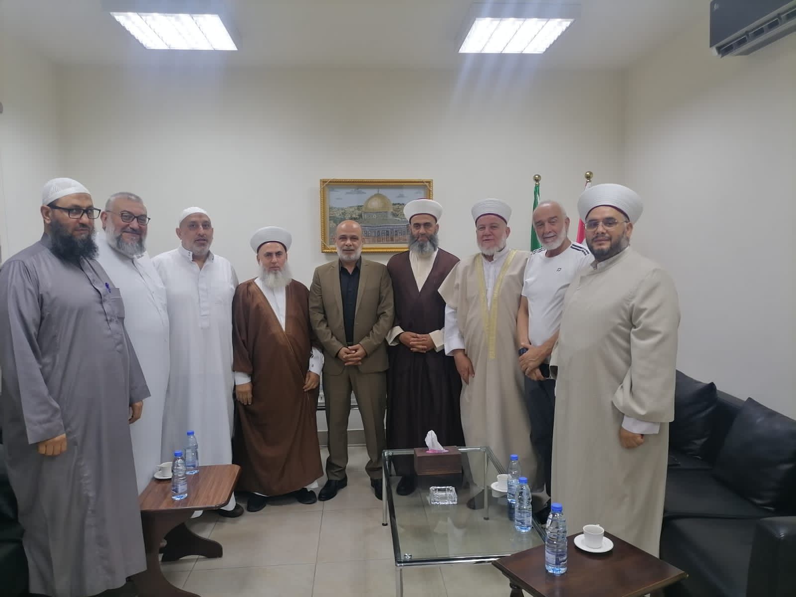 الجماعة الاسلامية تستقبل وفداً موسعاً من هيئة العلماء المسلمين.