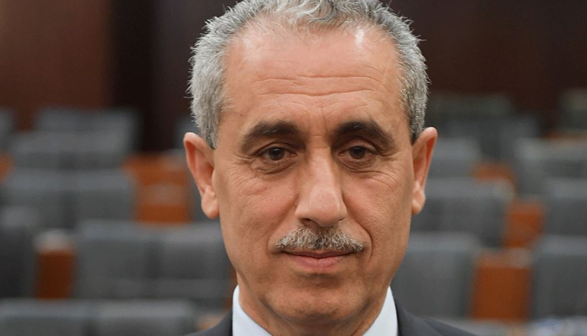 خواجة ينعي الحراك الخارجي للأزمة الرئاسية