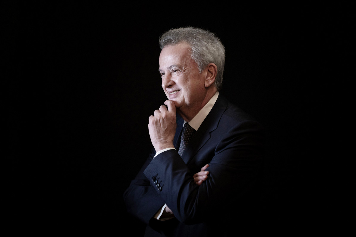 أميركا وكندا وبريطانيا تعلن فرض عقوبات على سلامة وشقيقه ومساعدته!