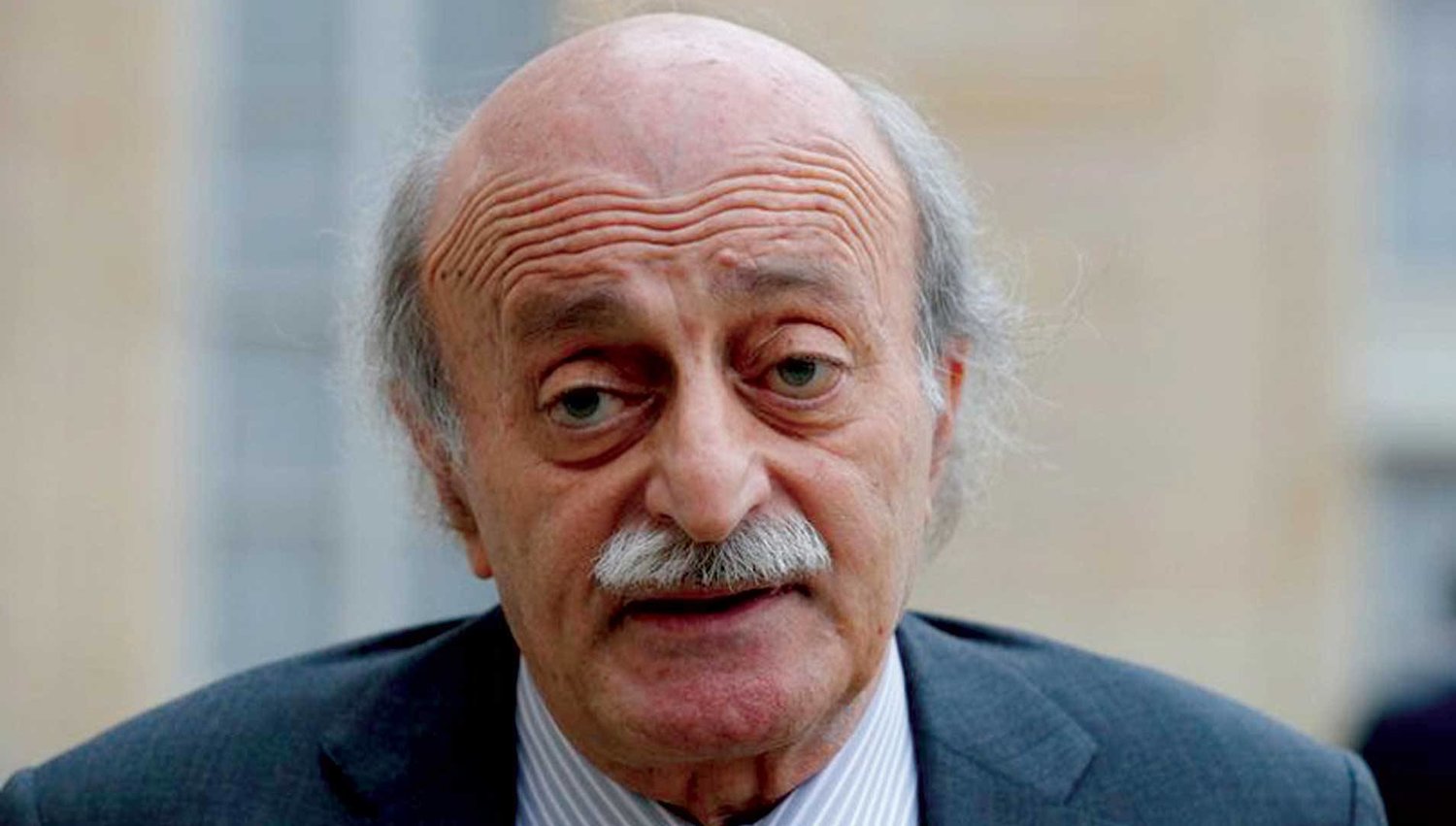 جنبلاط: الحرب في البحر الأحمر تلحق ضرراً بمصر وتعزز فرص استبدال قناة السويس!