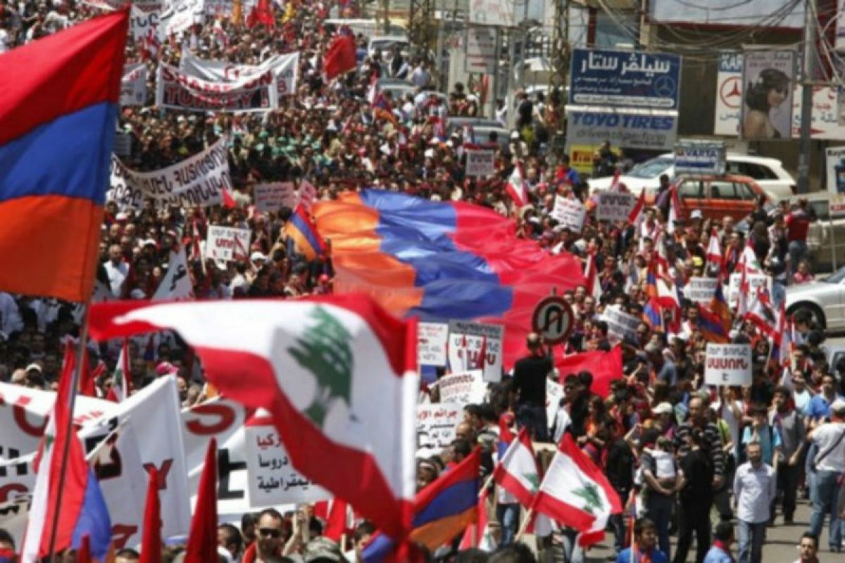 مولوي يسأل الأمن الداخلي عن الإشكال في مظاهرة الأرمن أمام السفارة الأذرية!