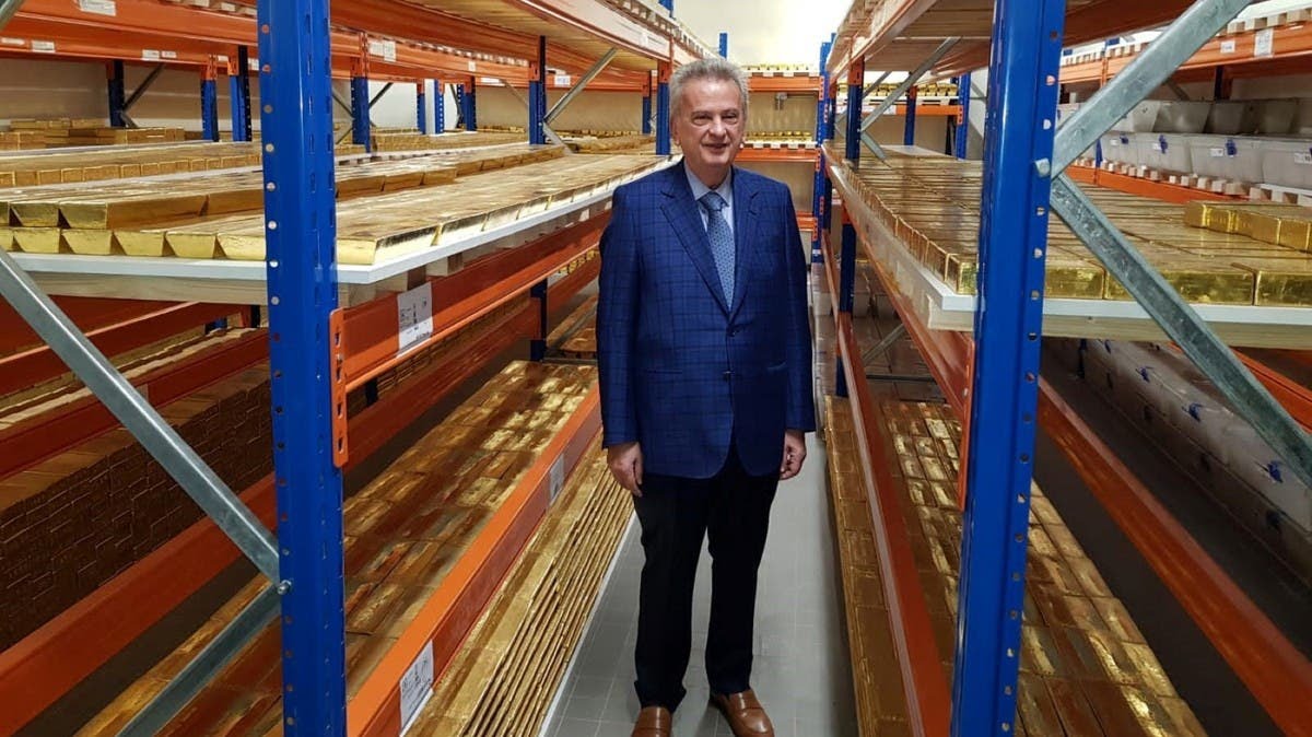 حرامي حرامي.. مذكرة توقيف وجاهية بحق رياض سلامة!