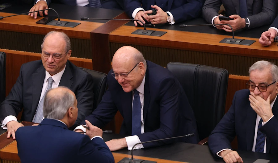 ميقاتي يتابع تصريف الأعمال ويتوجه إلى دمشق للقاء الشرع