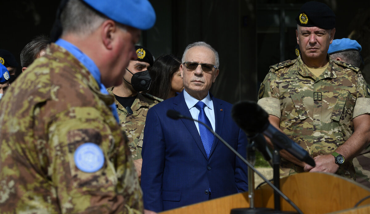 وزير الدفاع: لبنان متمسك بالقرار 1701 وحريص على تطبيقه