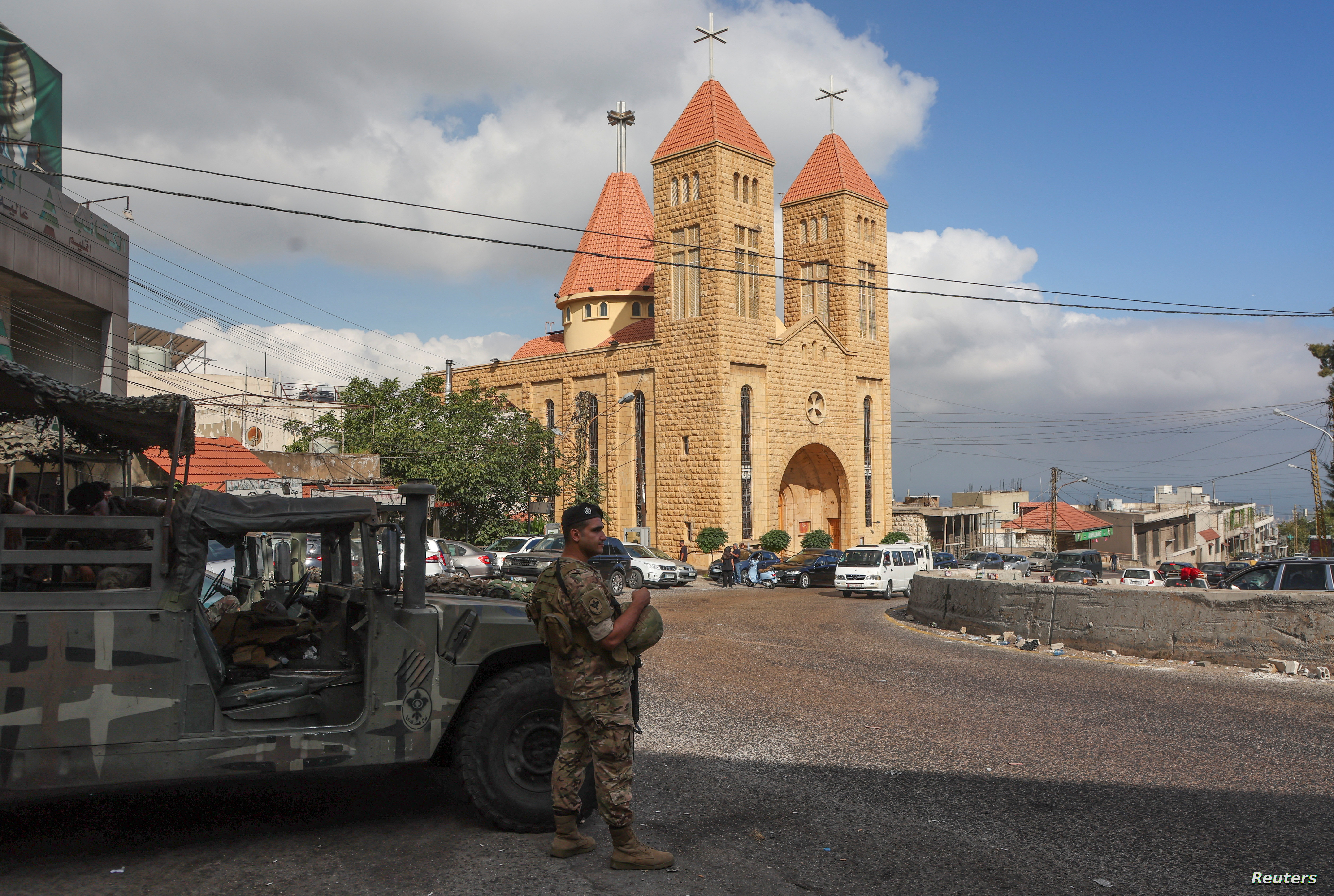 الكحالة بعد استدعاء أبنائها للتحقيق: لن يحضروا.. ابدؤوا بحزب الله!