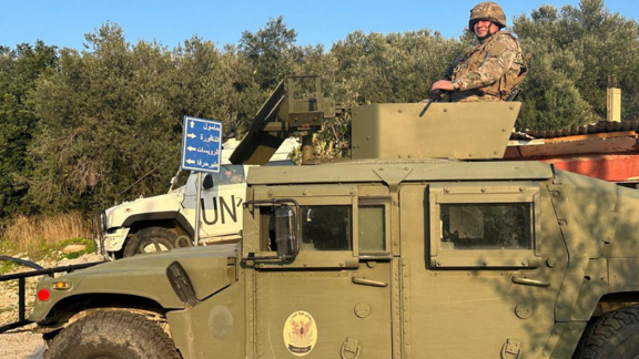 وحدات الجيش اللبناني تدخل الناقورة وتتمركز في ثلاث نقاط!