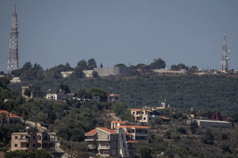 سلسلة غارات إسرائيلية عنيفة تستهدف مواقع جنوبي لبنان