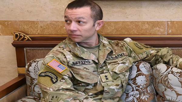 جولة لقاءات للجنرال جيفرز على المسؤولين اللبنانيين!