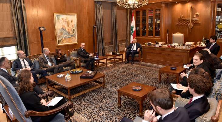 بري: ملتزمون بتطبيق القرار 1701 ونؤكد ضرورة تعزيز الجيش اللبناني!