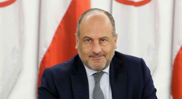 بو عاصي: حيط القوات مش واطي!