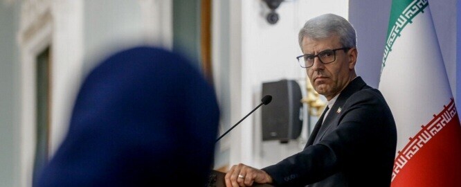 خارجية إيران تدين الغارات الإسرائيلية على جنوب لبنان!