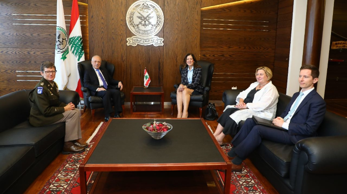 سفيرة واشنطن في اليرزة.. وتشديد على أهميّة دور الجيش في حفظ الأمن!