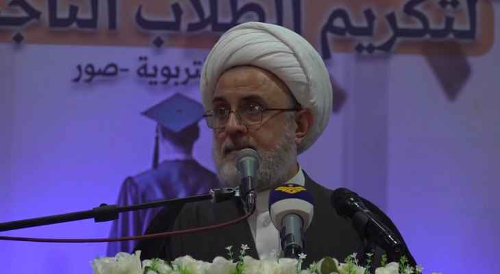 قاووق: إصرار جماعة التحدي والمواجهة هو السبب الرئيسي في تعقيد الأزمات في البلد!