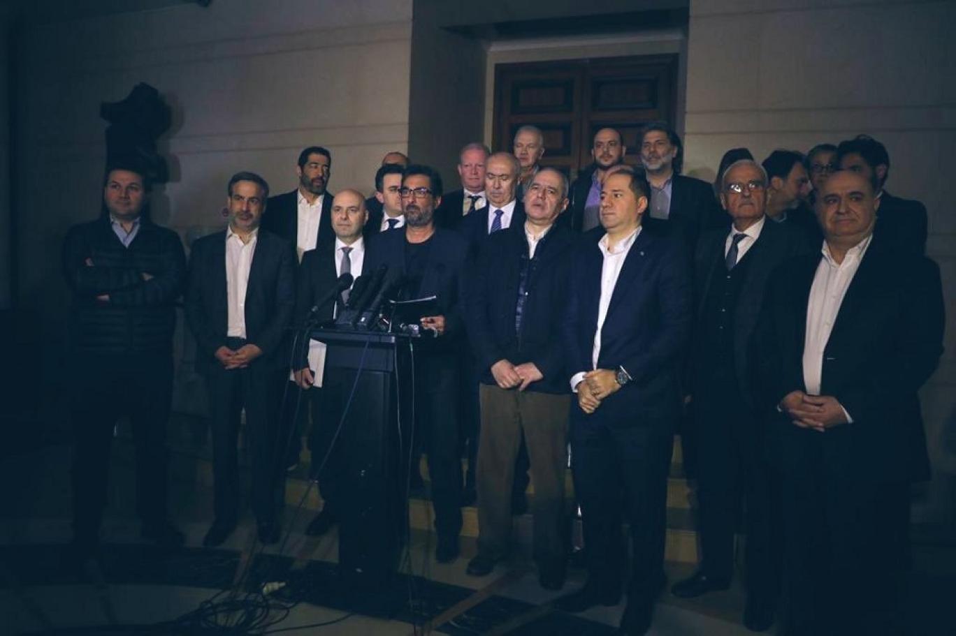 نواب من المعارضة اللبنانية يطعنون بقانون الموازنة العامة..