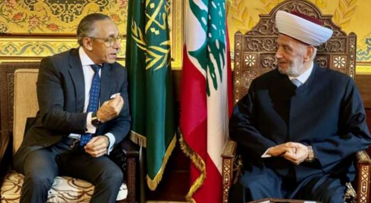 السفير المصري التقى المفتي دريان... ماذا دار بينهما؟