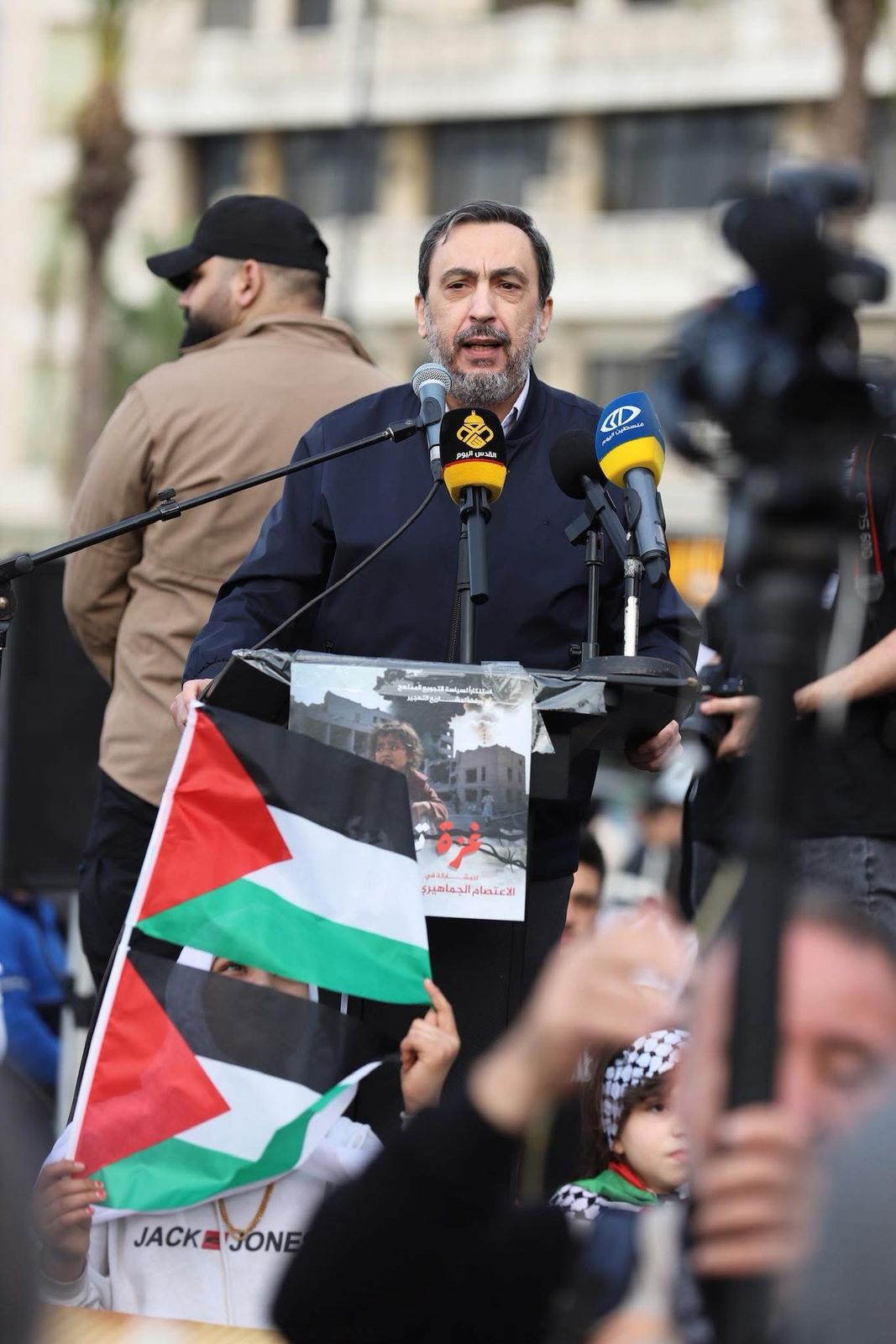 الحوت يتوجّه إلى حكام الأمة العربية: استيقطوا وعودوا إلى الصواب وقفوا مع الحق في مواجهة الباطل!