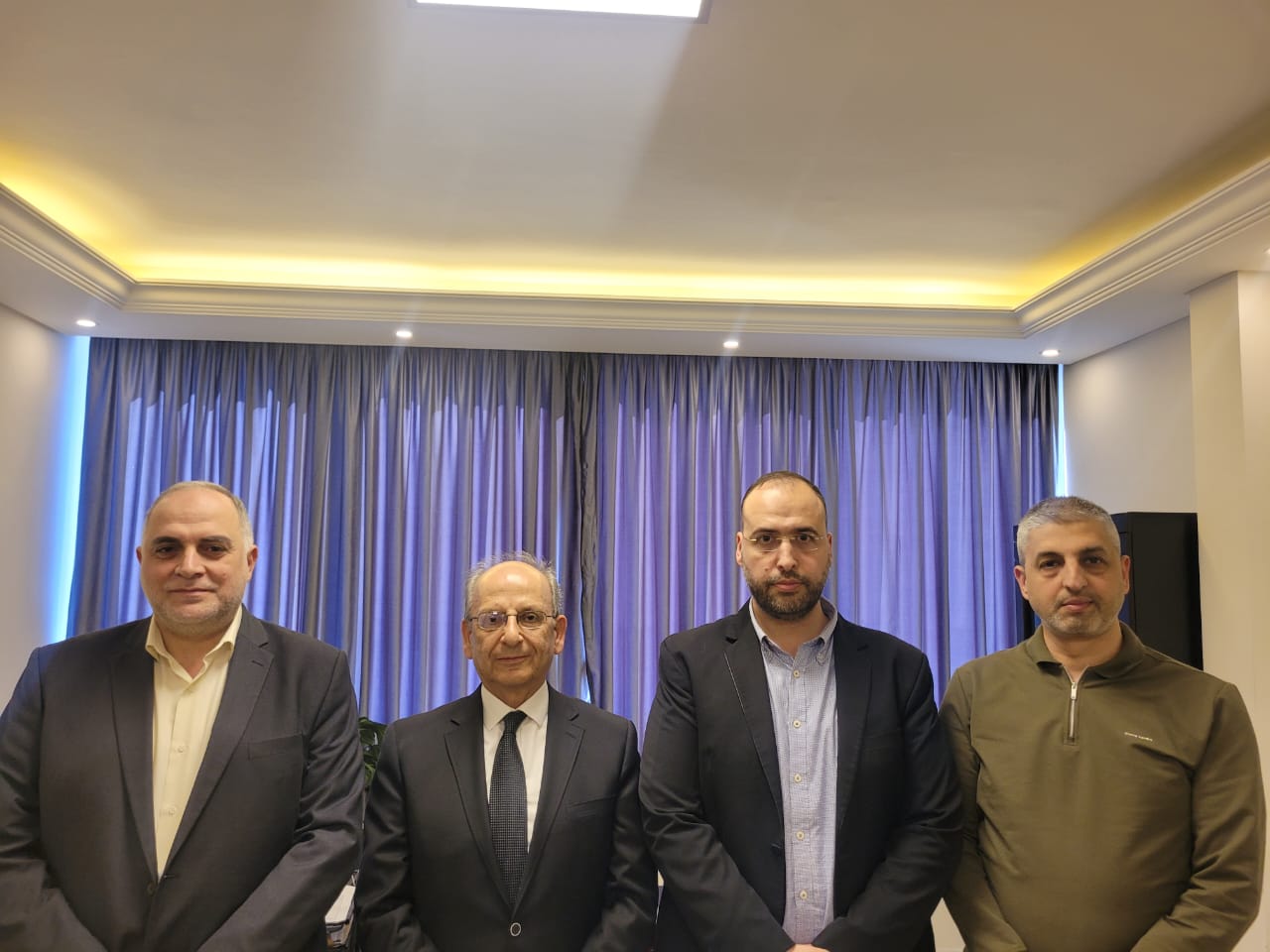 النائب الخوري يؤدي واجب العزاء بشهداء الهبارية ويتضامن مع الإسعاف اللبنانية وجهاز الطوارئ والإغاثة!