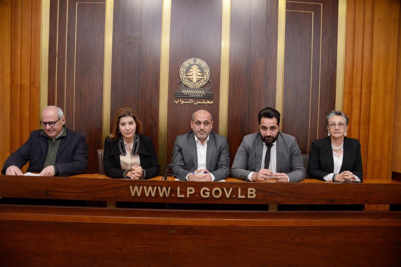 يعقوبيان: أعجب أن يشكو ثقل اللجوء السوري من استباح سوريا عسكريًا!