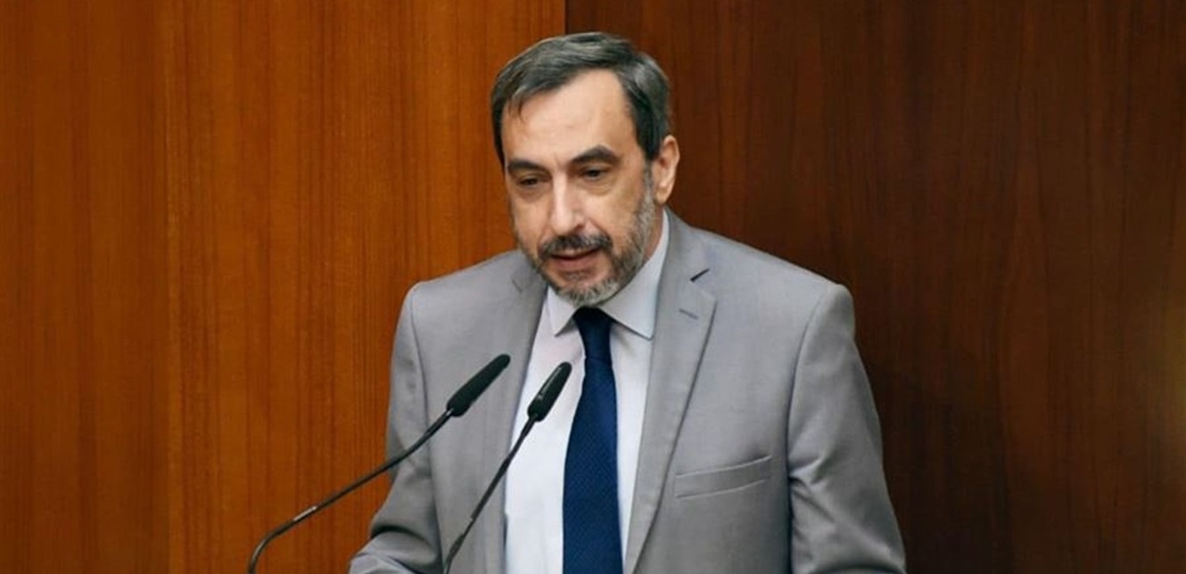 الحوت: لسنا هواة حرب وندعو لاستراتجية دفاعية ونرفض استخدام السلاح داخليًا!