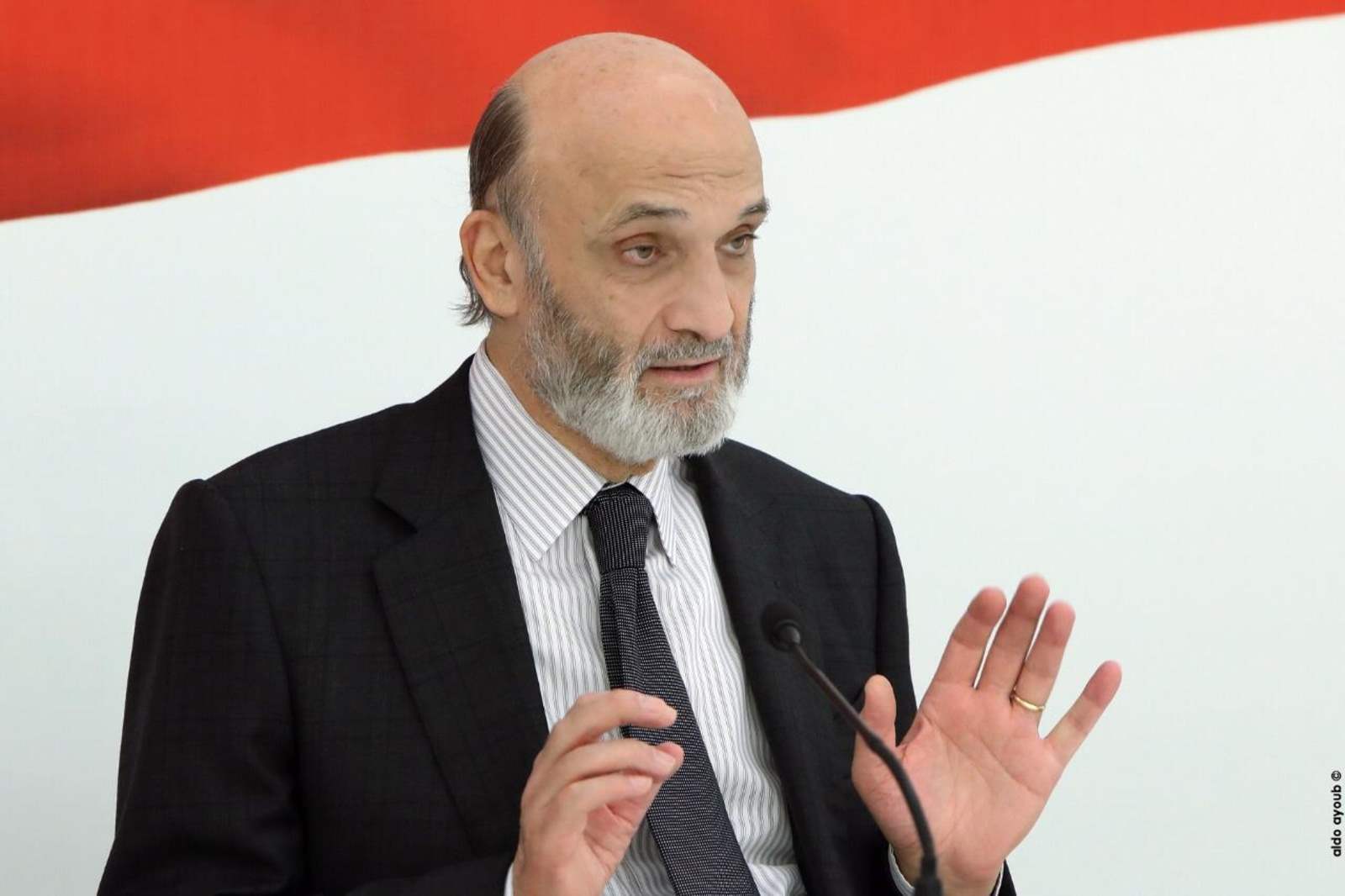 برّاك يتسلّم 3 أوراق في لبنان بدل الورقة.. هذا ما كشفة جعجع!