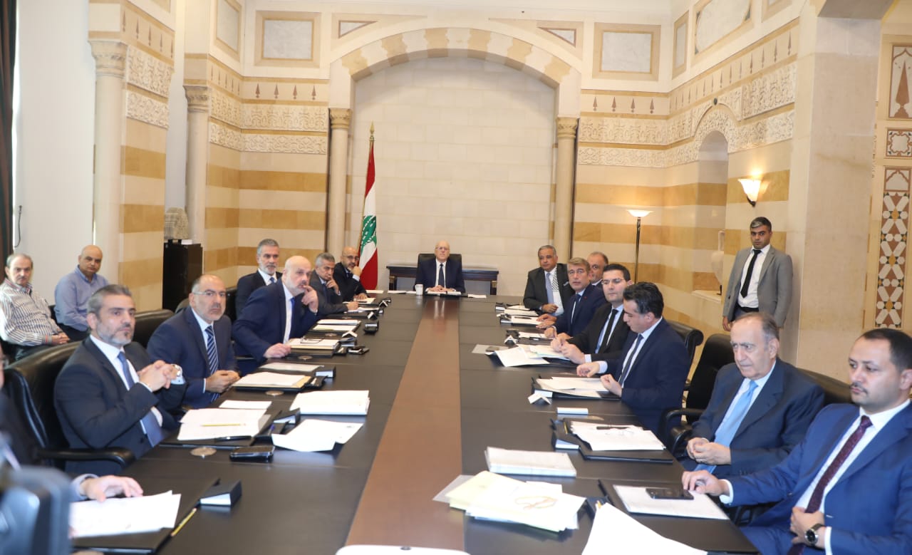 ميقاتي في مستهل الجلسة: كفانا حروباً في لبنان ونحن مع خيار السلام