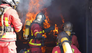 صحة لبنان: 10 رجال إطفاء استشهدوا بغارة إسرائيلية