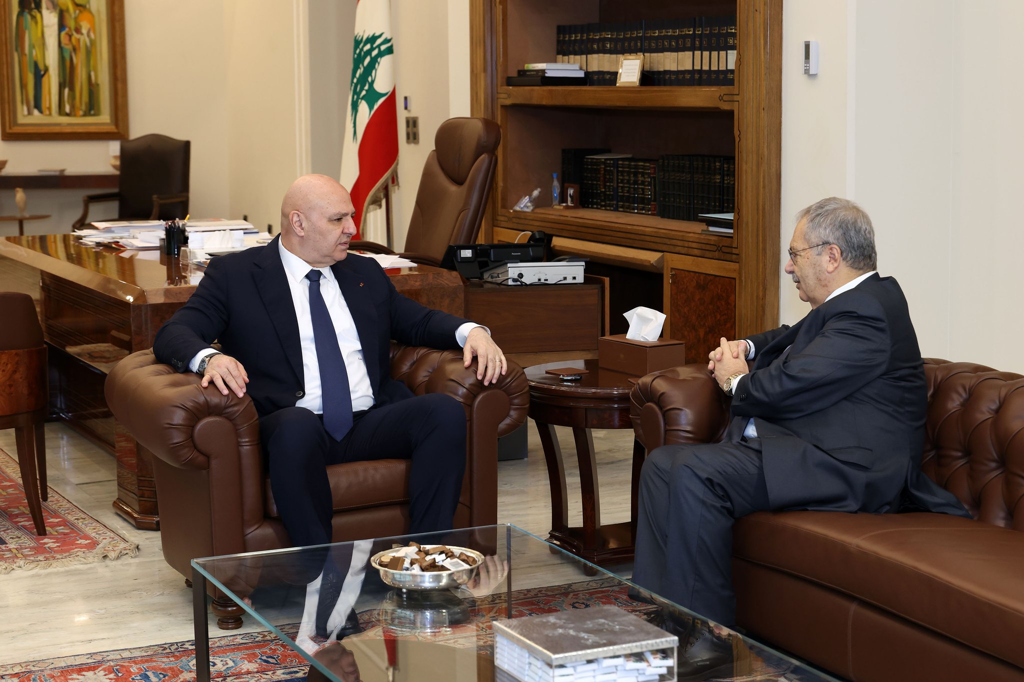 الرئيس عون يطّلع من متري على مسار الاتصالات اللبنانية-السورية!