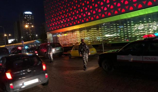 جريمة قتل داخل معرض للسيارات في ضبية!