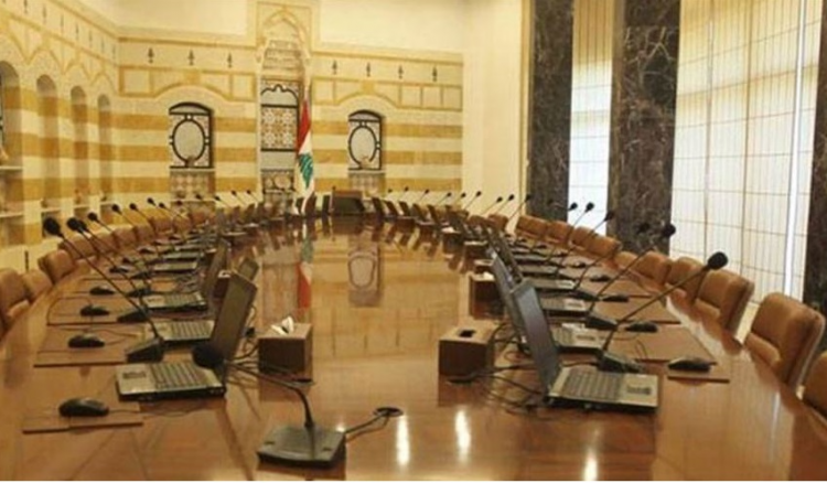 الحكومة على نار حامية والمشاورات متواصلة...