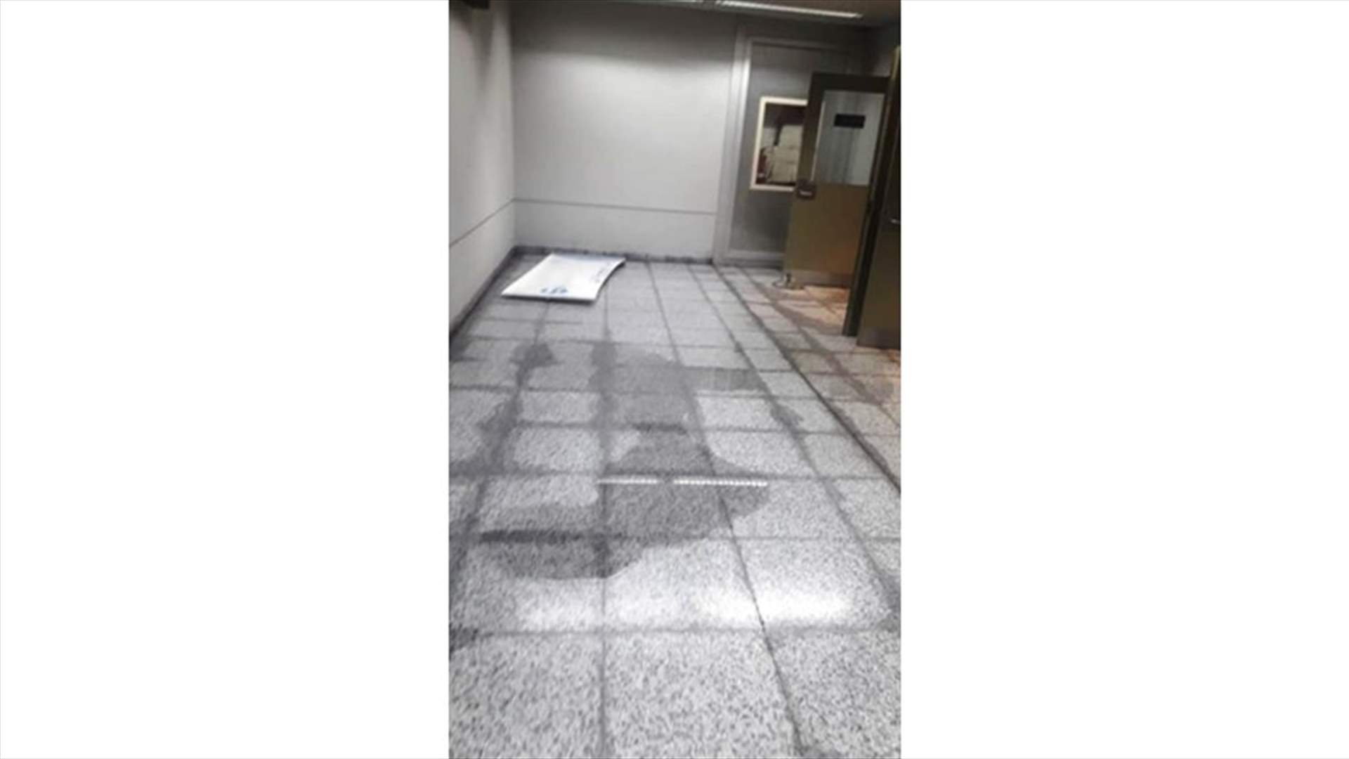 تدفق المياه إلى داخل مطار بيروت الدولي... إليكم التفاصيل!