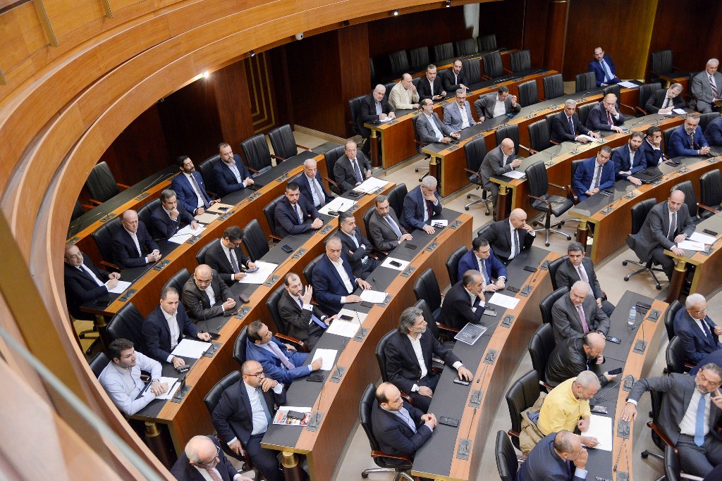 الجلسة التشريعية انطلقت.. وبرّي: سنكمل التشريع بمعزل عن ملف قيادة الجيش!