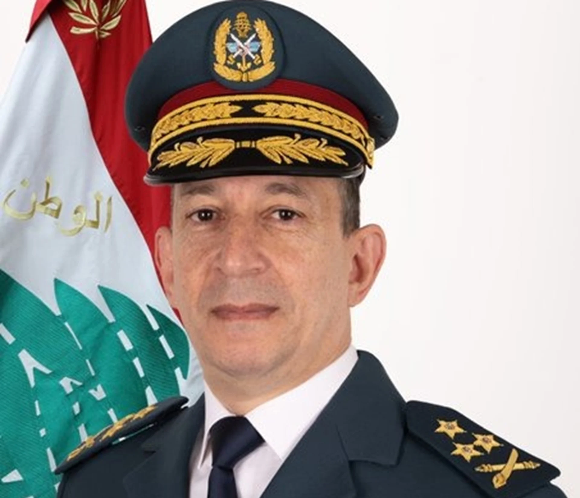 قائد الجيش: مواصلة الجيش أداء دورِه الضامن للوطن تستلزم تضافر جهودنا جميعًا كإخوة سِلاح!