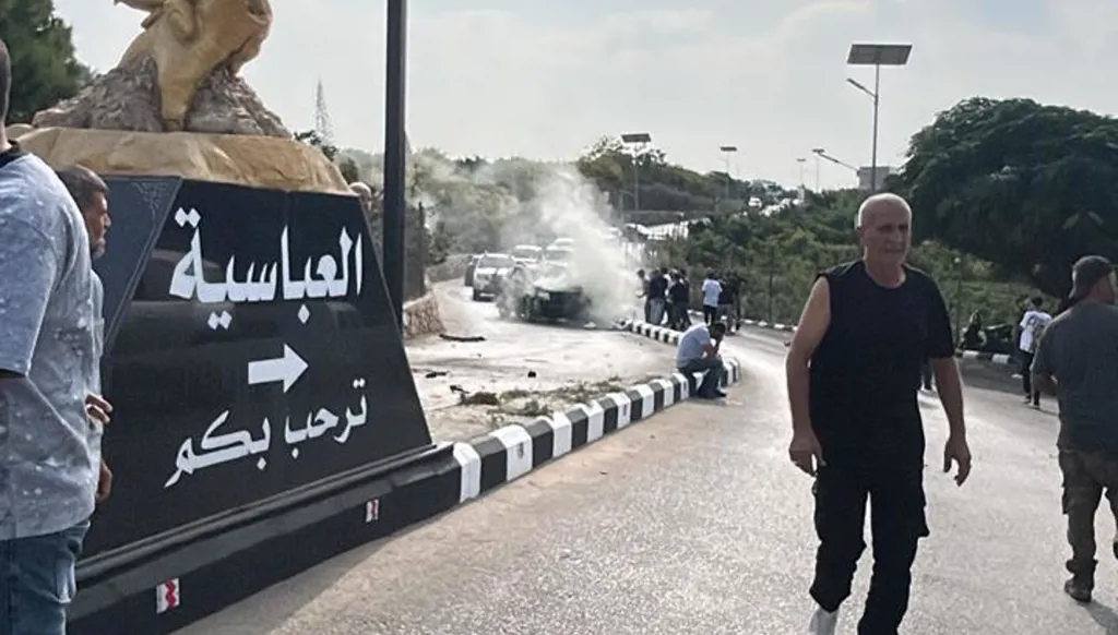 شهيد وجريح باستهداف سيارة على طريق العباسية- برج رحال!