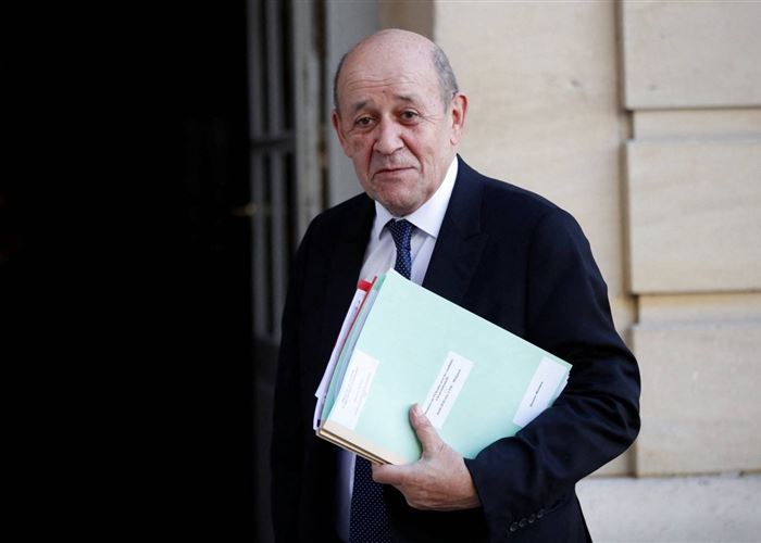 لودريان يُغادر لبنان خالي الوفاض !