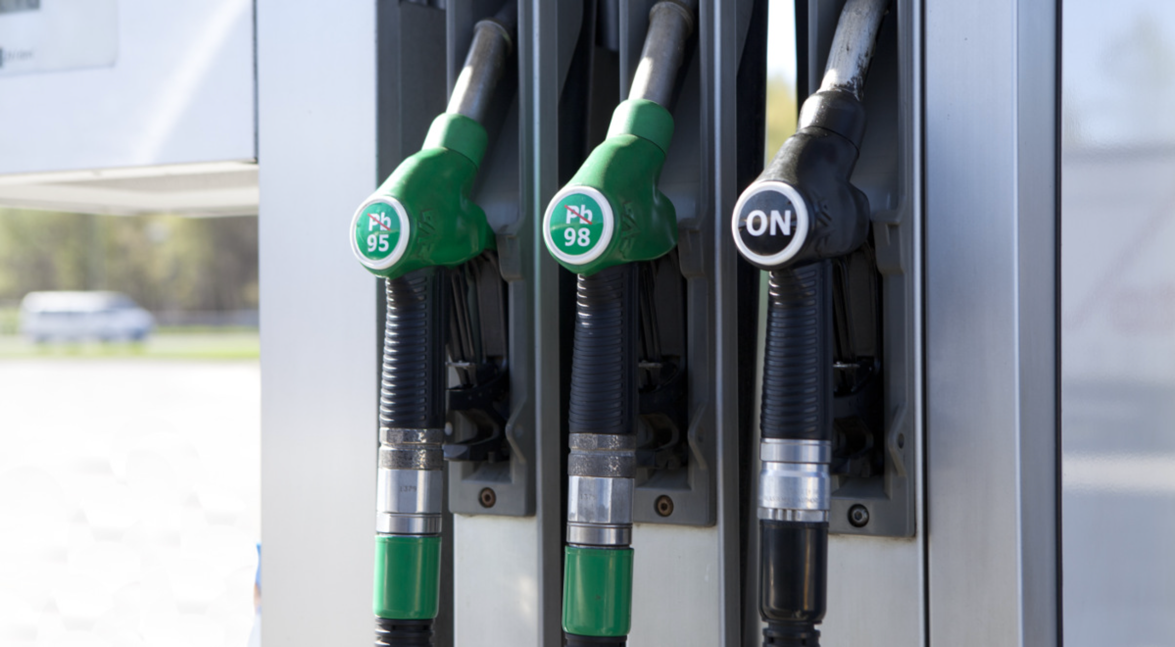 انخفاض طفيف في أسعار البنزين والمازوت والغاز.. كم بلغ؟