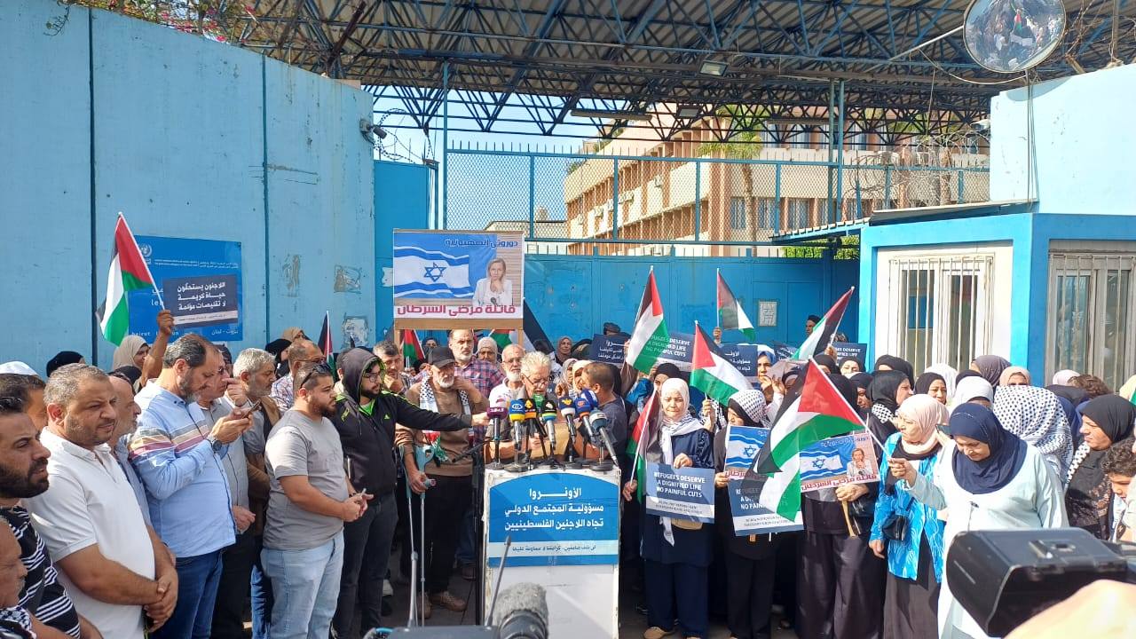 اللاجئون الفلسطينيون ينتفضون في وجه الأونروا!