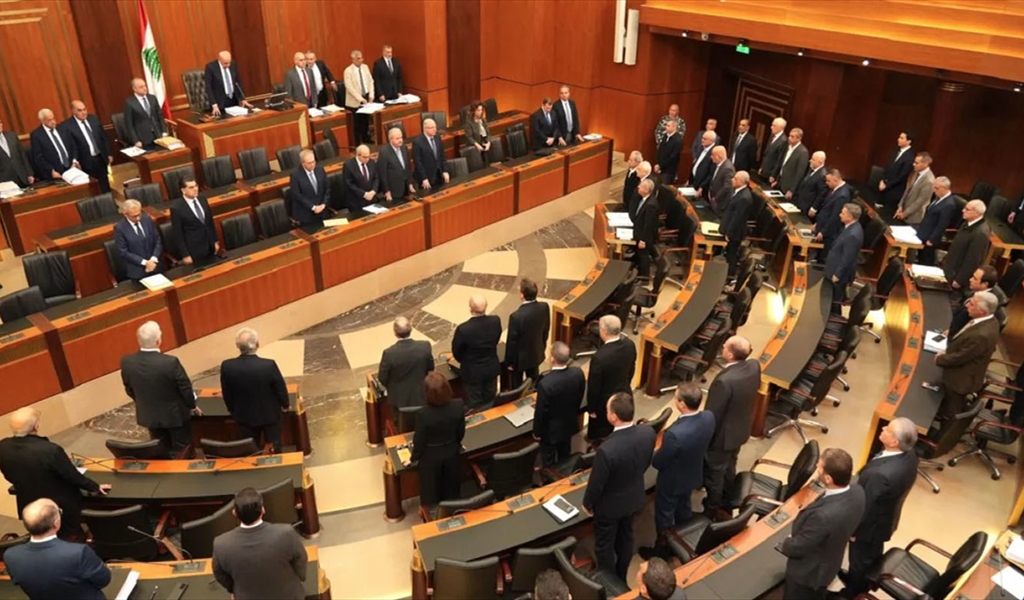 بين القروض والانتخابات: مجلس النواب يشرّع وسط انقسام سياسي حاد!