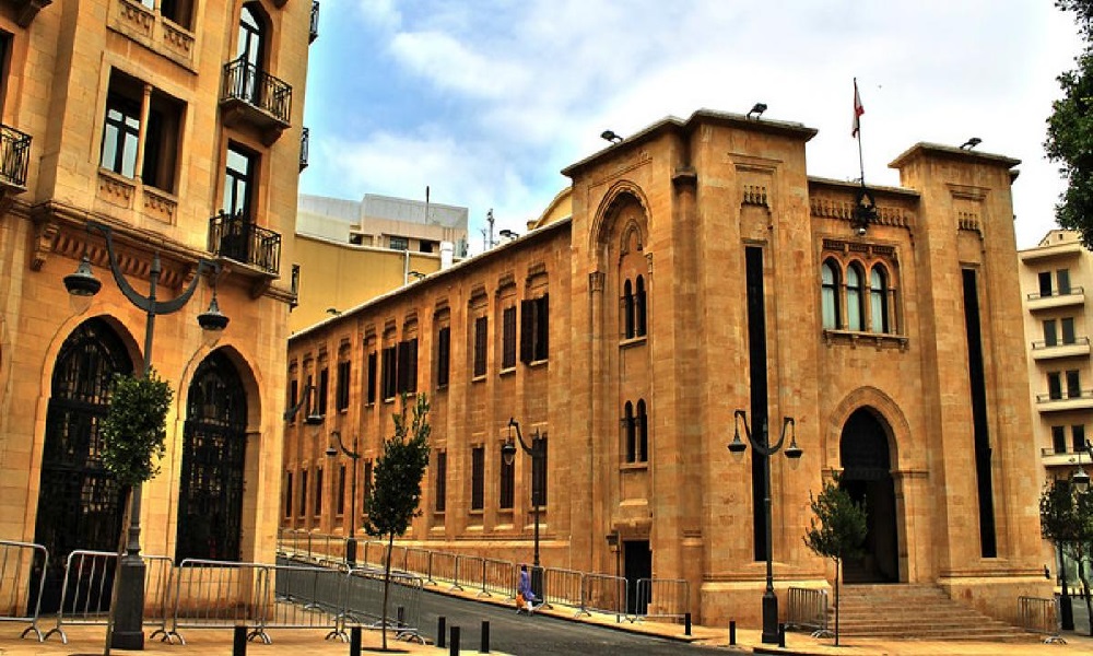 اللجنة الوزارية ترفع ثلاث صيغ لقانون الانتخاب إلى مجلس الوزراء!