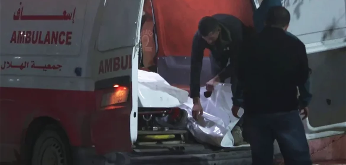 10 شهداء ومصابين باستهداف الاحتلال مدرسة تؤوي نازحين في غزة