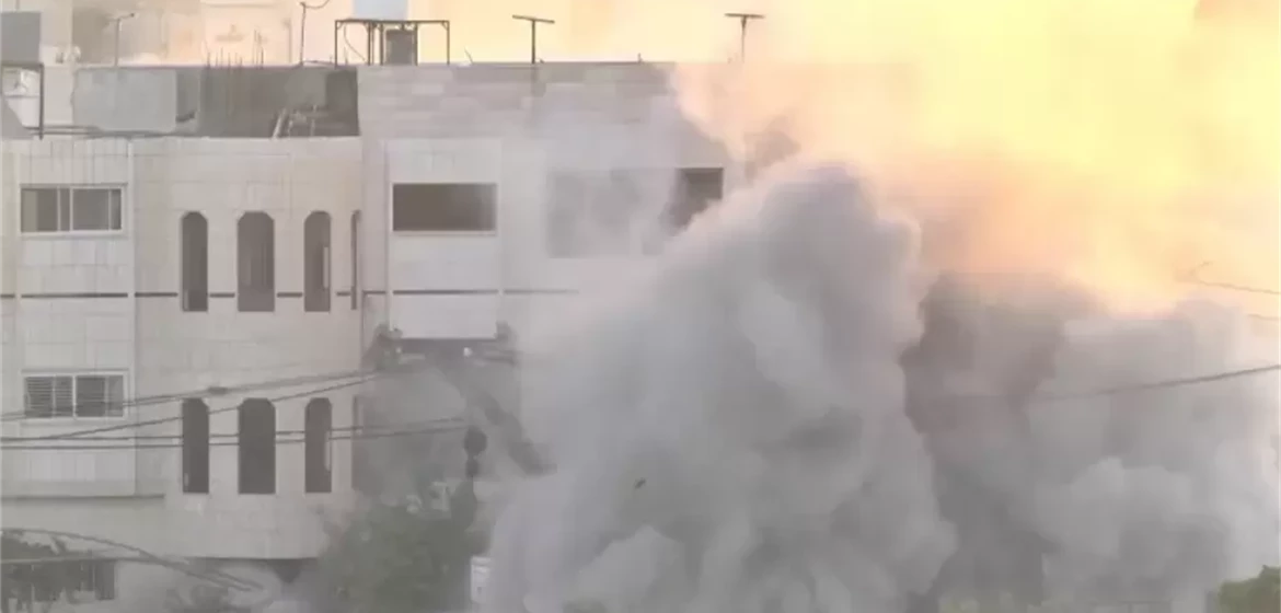 الاحتلال يفجر منزلا في القدس