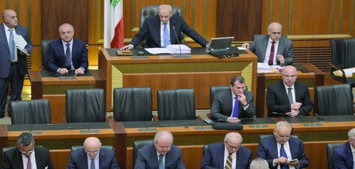 مجلس النواب يُنهي جلساته التشريعية بفقدان النصاب!