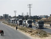 الكيان الإسرائيلي يمنع 6000 شاحنة للأونروا من دخول القطاع!